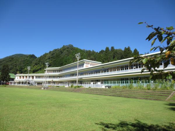 筒賀小学校